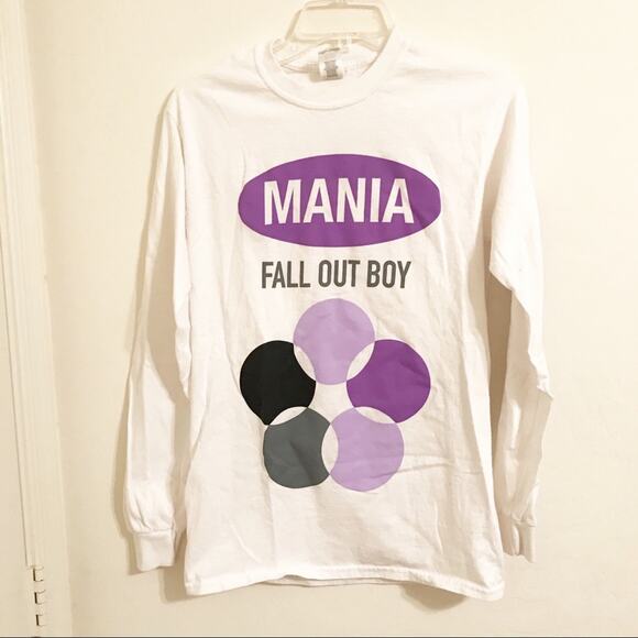 Fall Out Boy Mania Tour Long Sleeve Concert Shirt - Picture 1 of 6